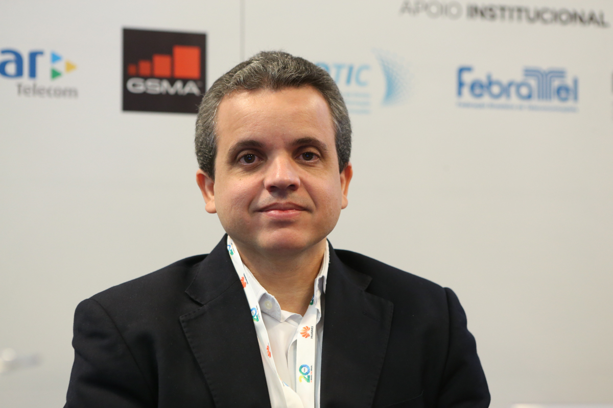 7898_SAULO-CRUZ-TELEBRASIL-BAIXA.jpg