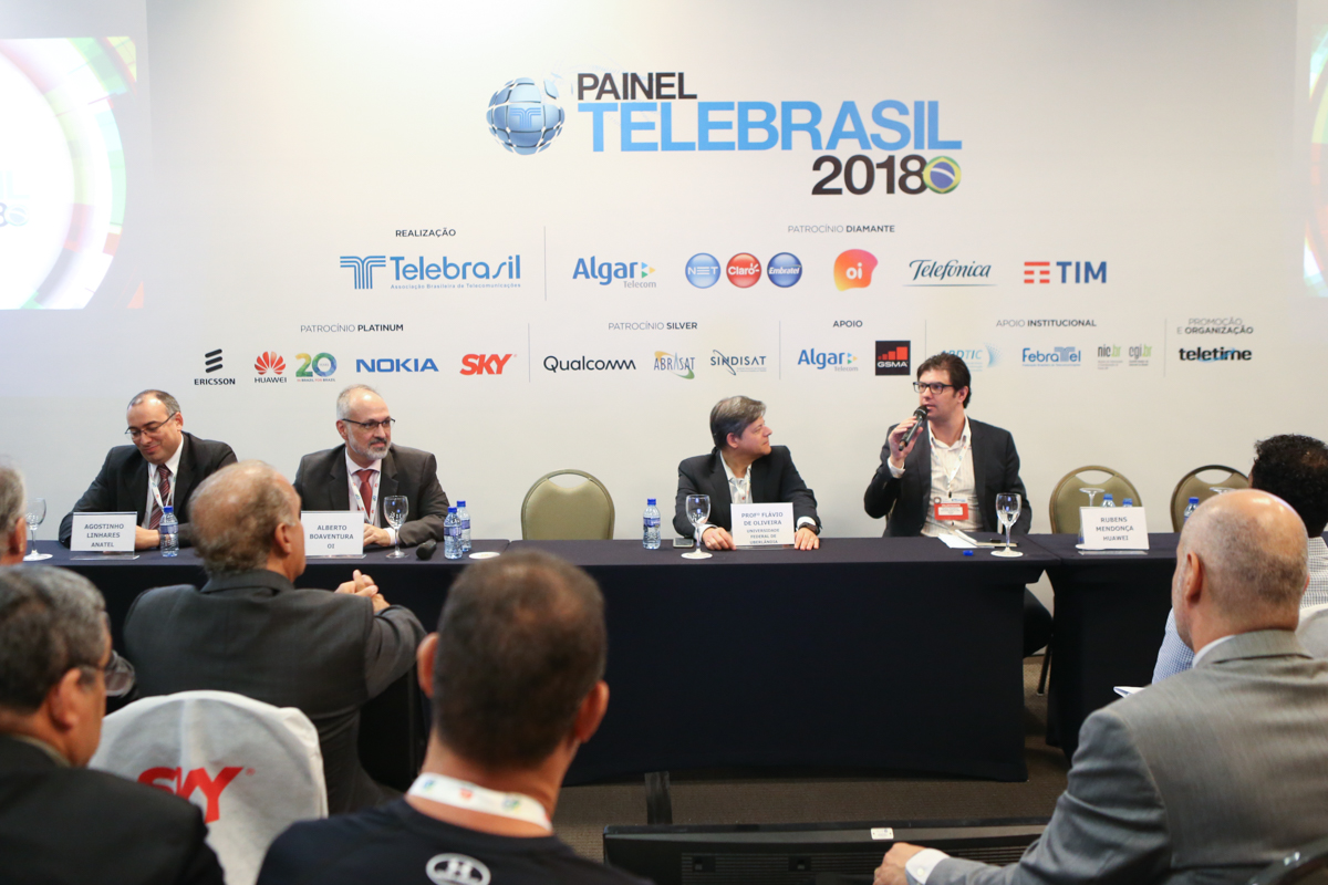 8667_SAULO-CRUZ-TELEBRASIL-BAIXA.jpg